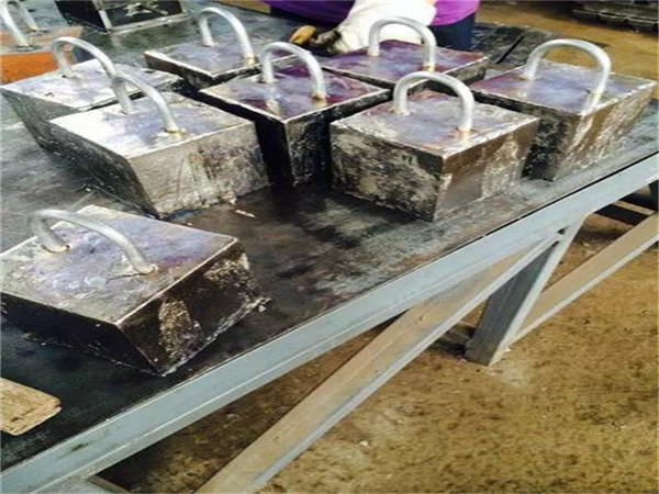 红河浇铸异形铅件